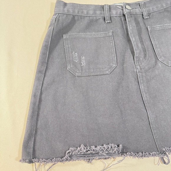 Anthropologie SAGE THE LABEL Distressed Denim Mini Skirt Black Raw Hem Size M - Picture 8 of 12